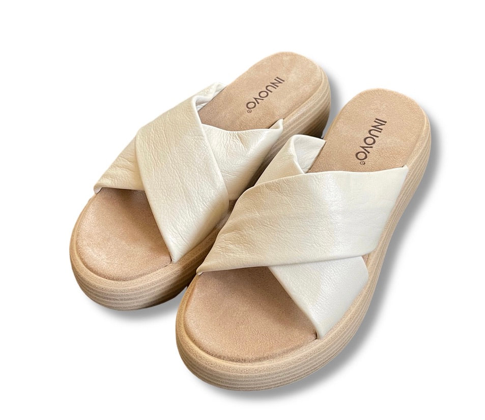 Inunovo Sandalen beige Schlappen Echtleder 38