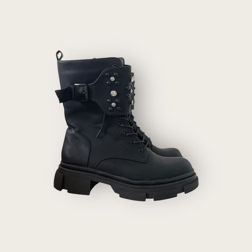 Stiefel 40 Schwarz Mit Steinchen