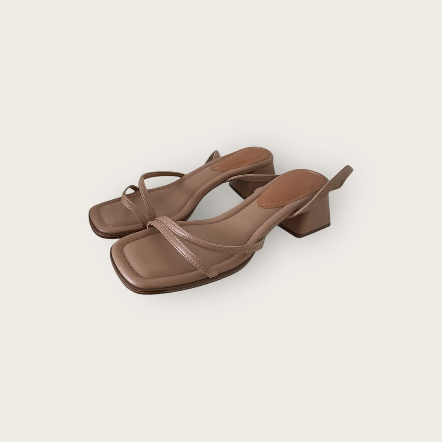 ASOS Sandalen Braun 38