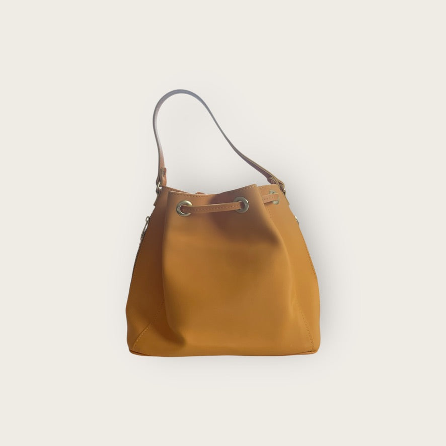 JUICY COUTURE Handtasche Senfgelb