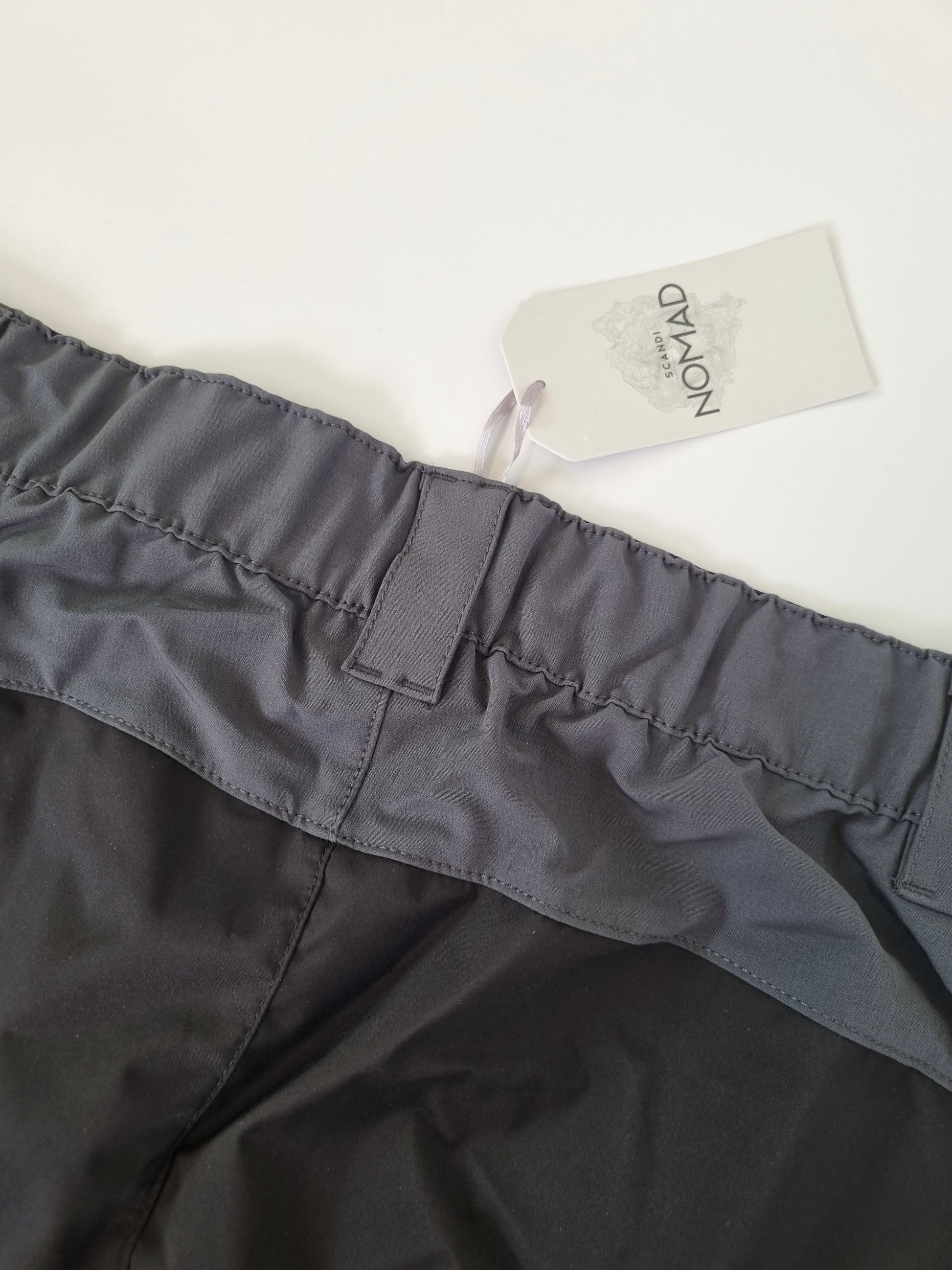 SCANDI NOMAD Wandershorts Grau