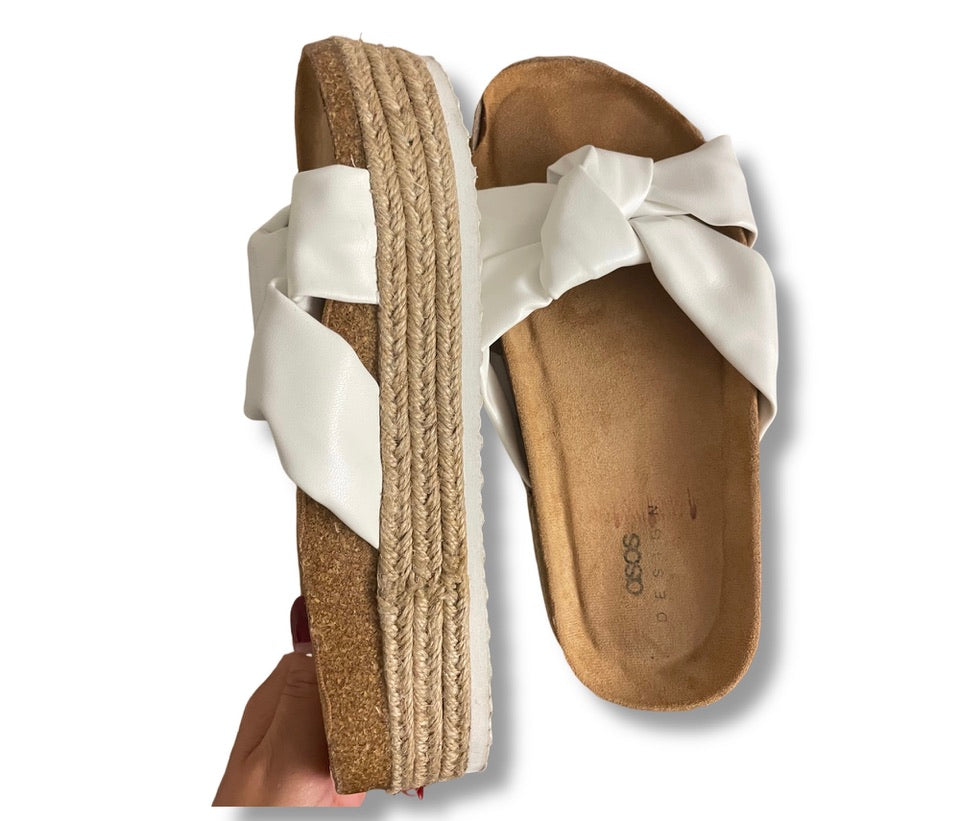 Asos Design Sandalen weiß 40