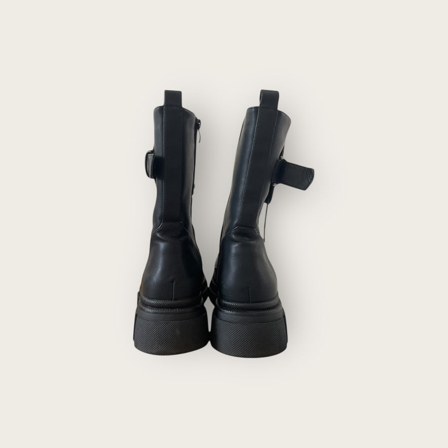 Stiefel 40 Schwarz Mit Steinchen