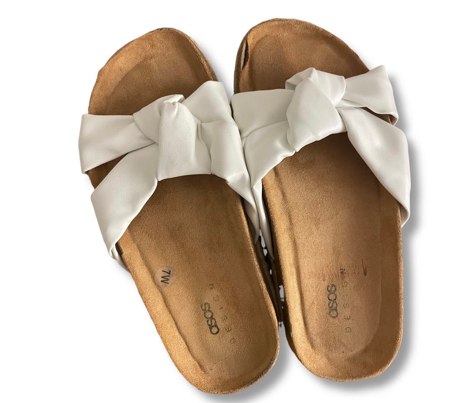 Asos Design Sandalen weiß 40