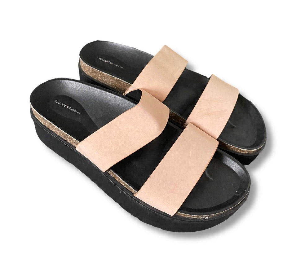 Pull & Bear Sandalen 41 rosa schwarz