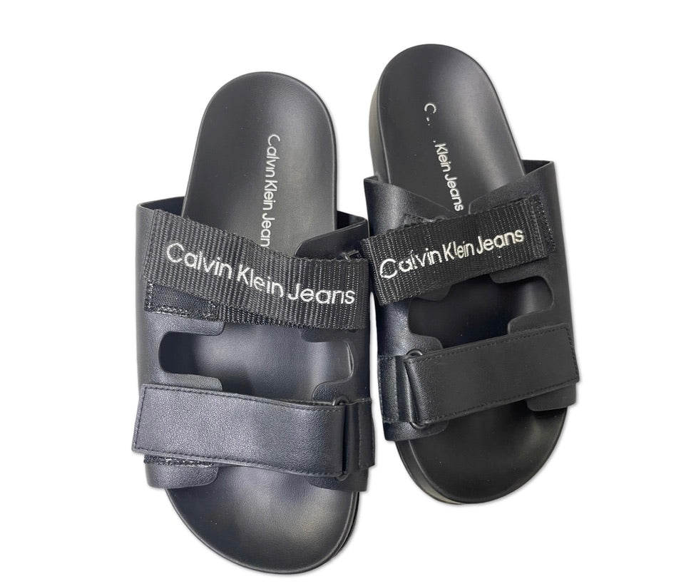 Calvin Klein Jeans Sandalen 36 Schlappen