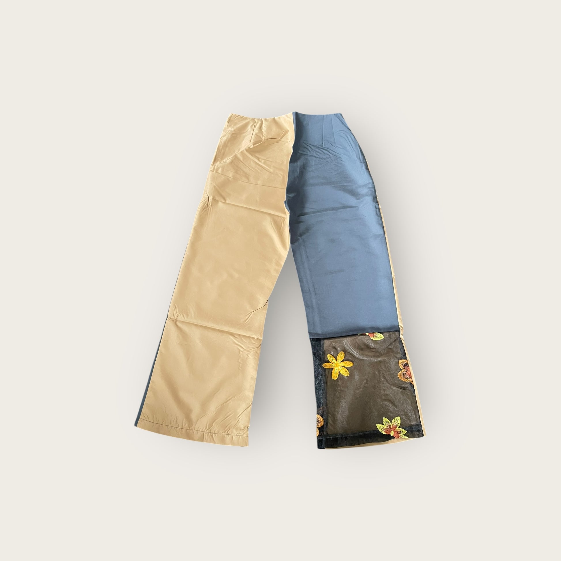 CUSTO BARCELONA Hose Beige XS,S,M