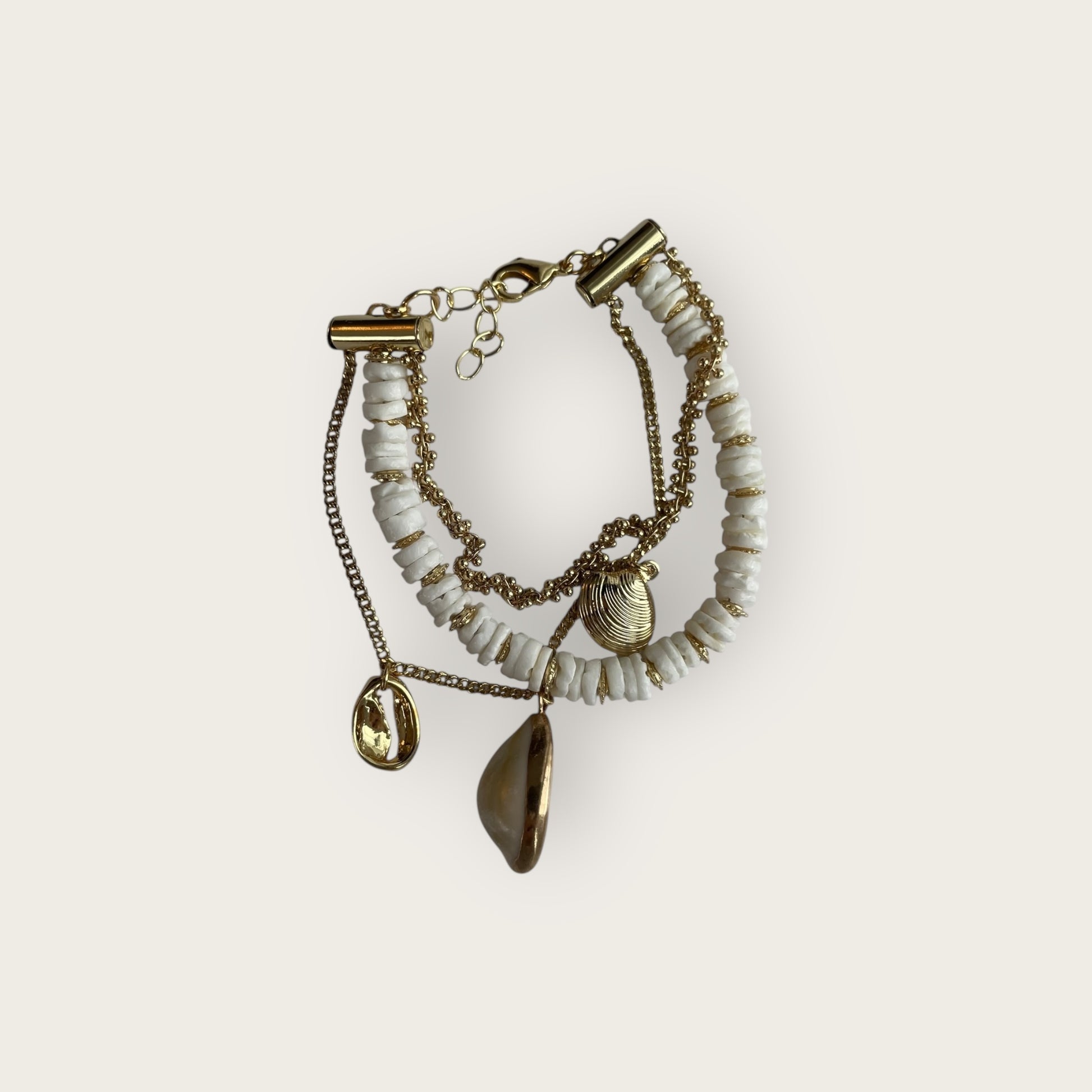 COLLECTION IRL Armband Gold mit Muscheln