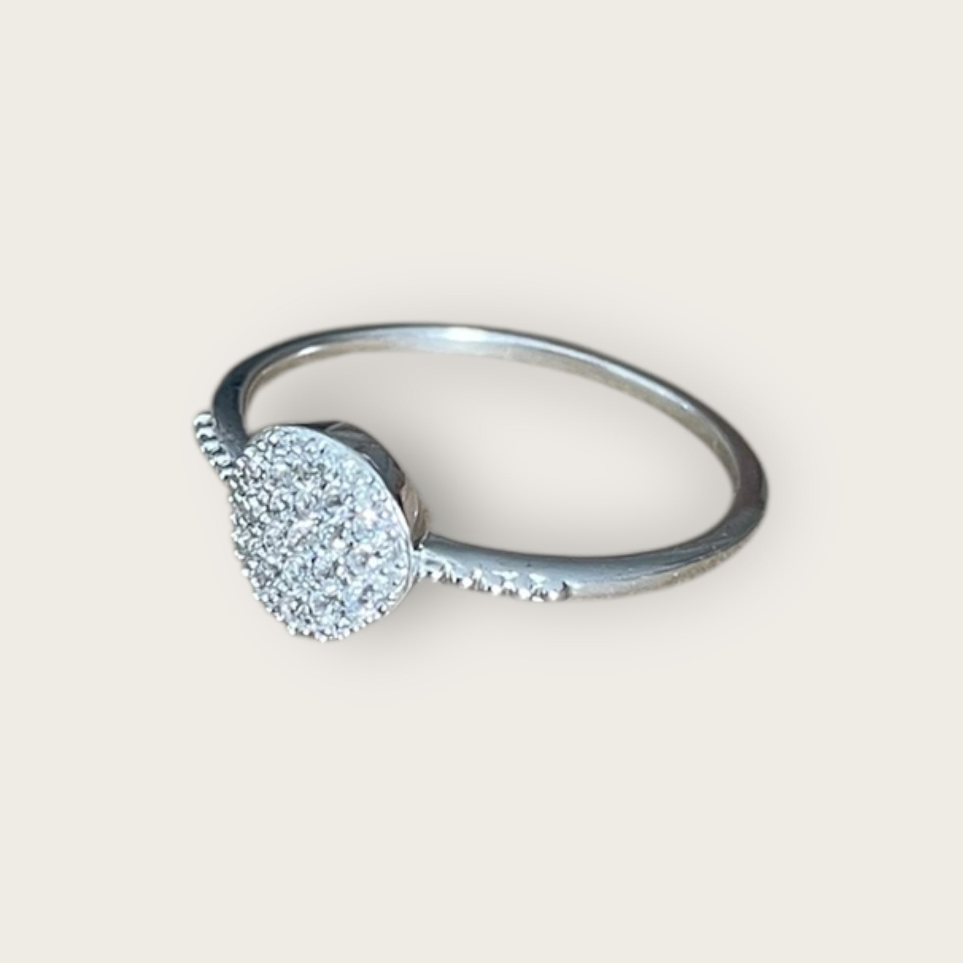 Ring 925 Silber mit Steinchen 54