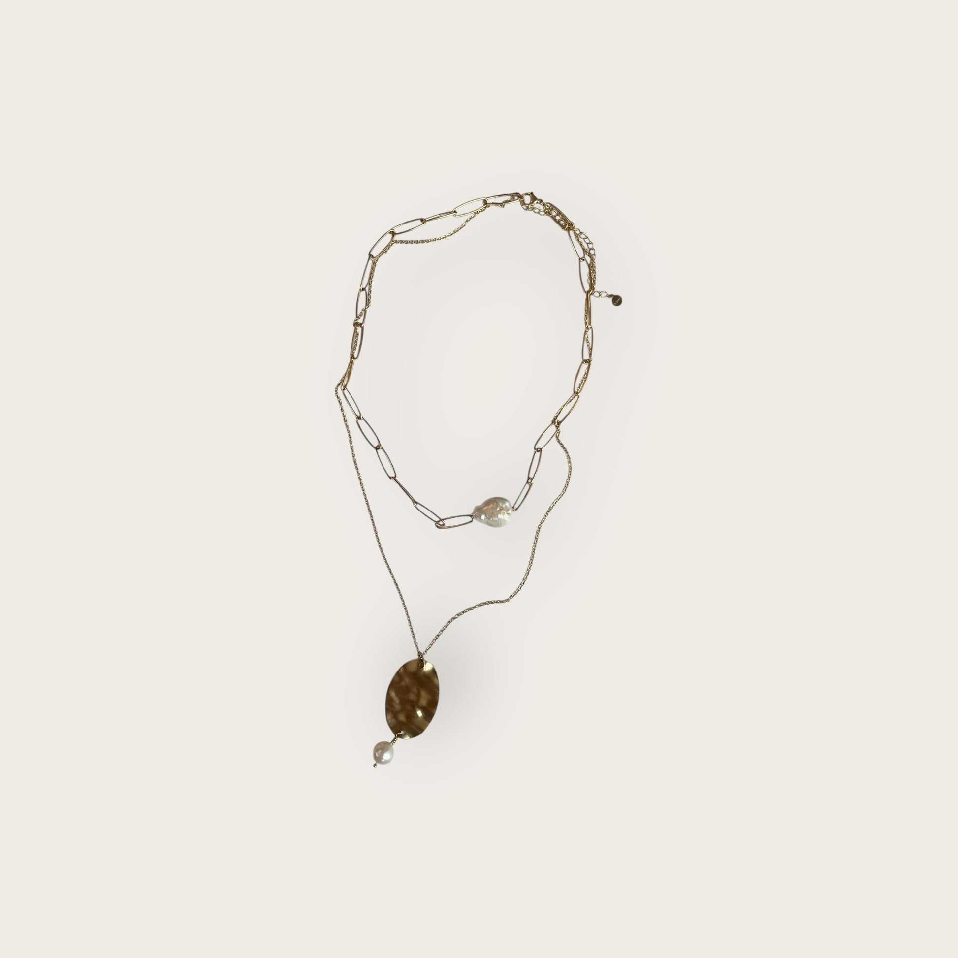 COLLECTION IRL Kette mit Perle & goldenem Anhänger