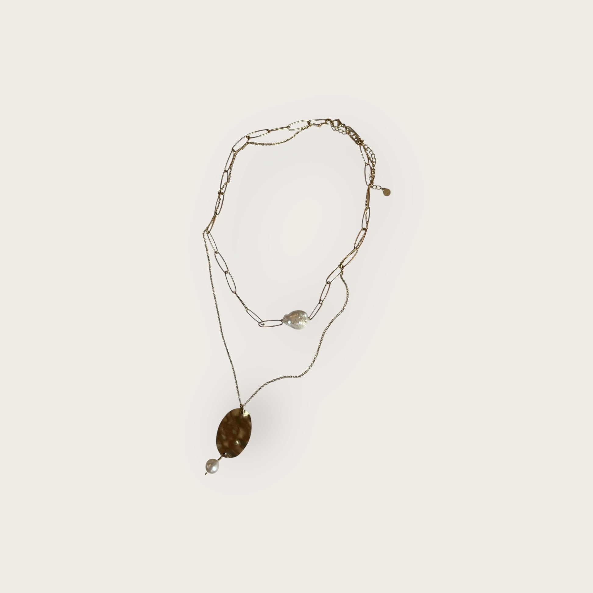 COLLECTION IRL Kette mit Perle & goldenem Anhänger