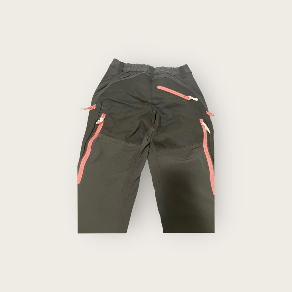 SCANDI NOMAD Wanderhose Schwarz-Rosa S