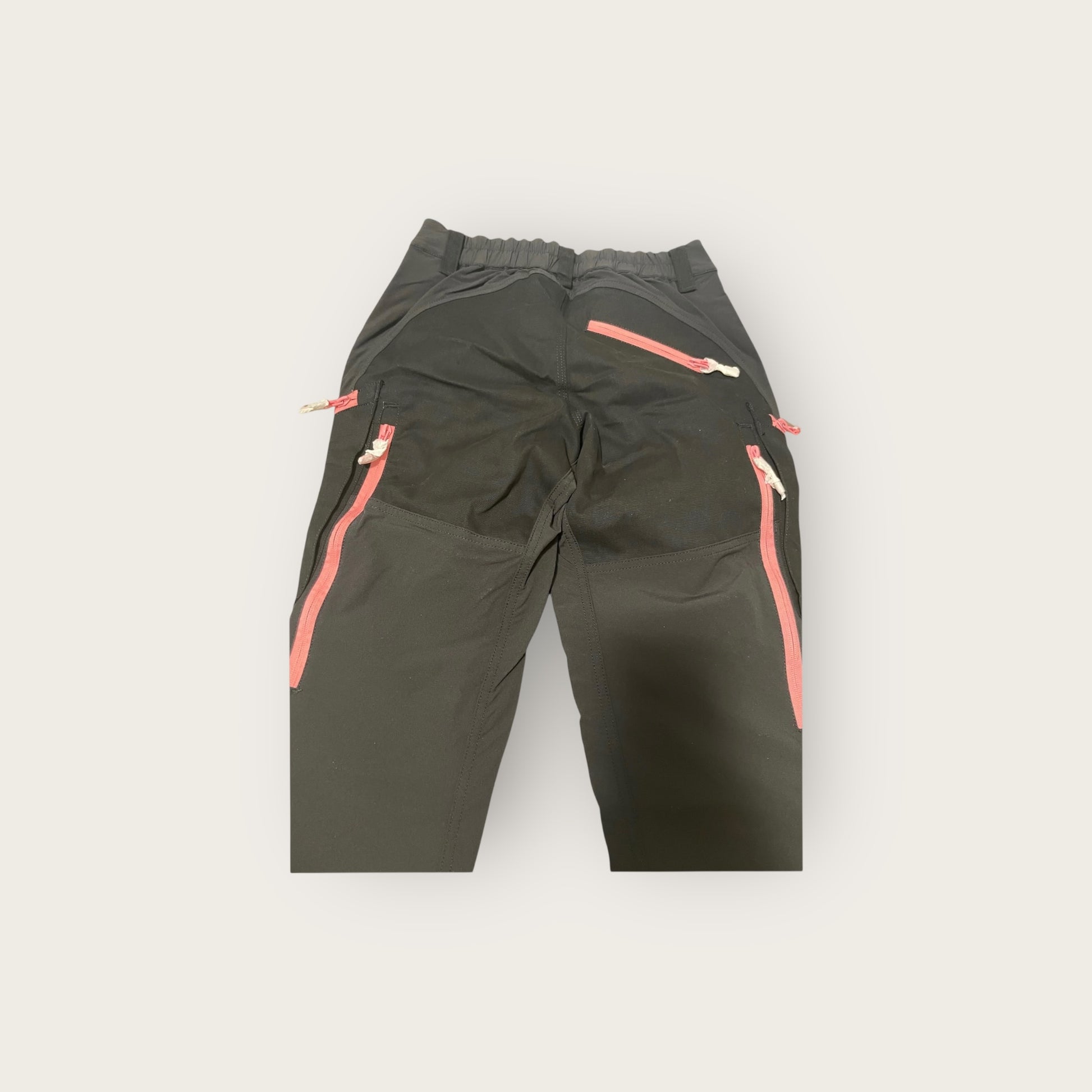 SCANDI NOMAD Wanderhose Schwarz-Rosa S